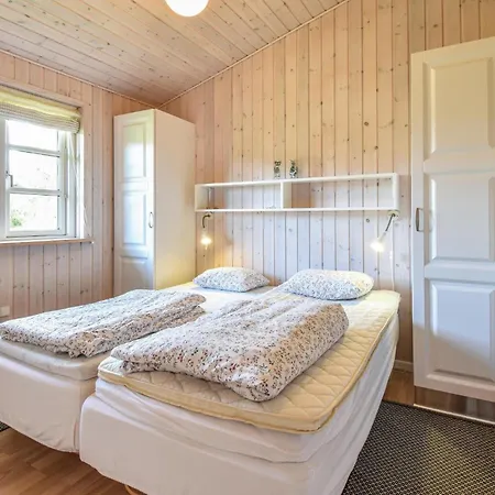 3 Bedroom Cozy In Nyaraló